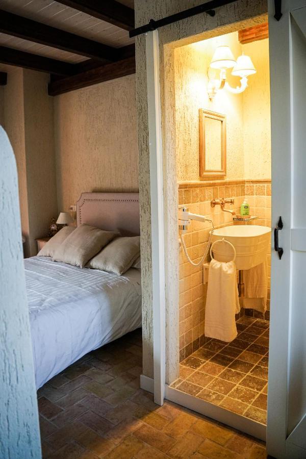 1870 Bed & Breakfast Arpino Exterior photo