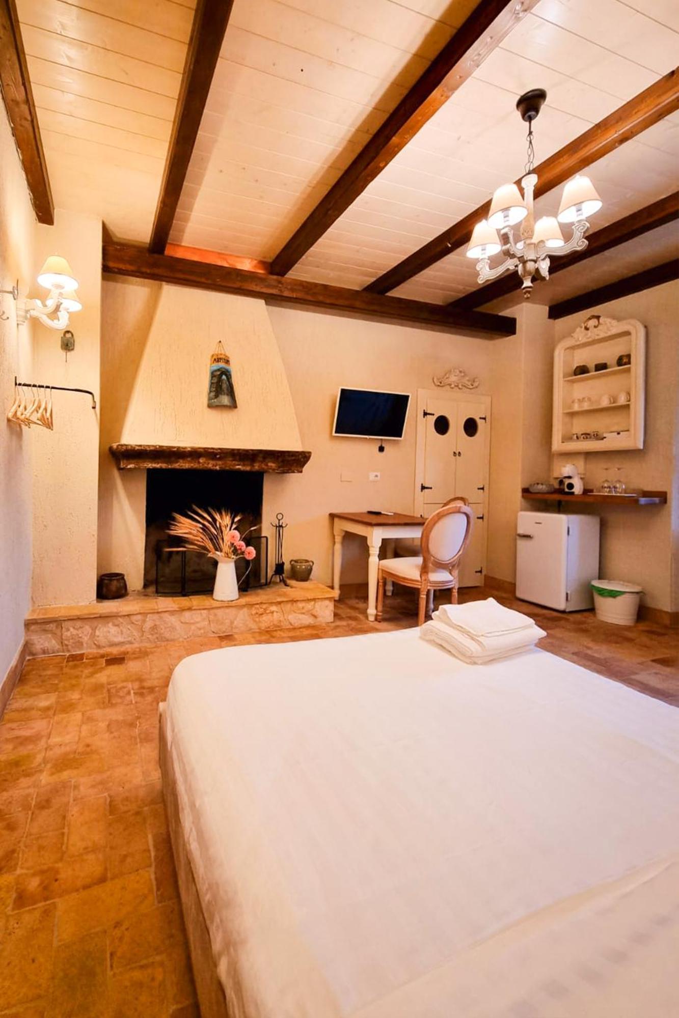 1870 Bed & Breakfast Arpino Exterior photo